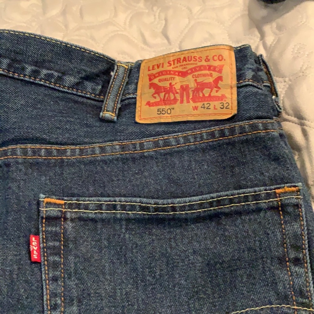 550 42x32L Levi Jeans